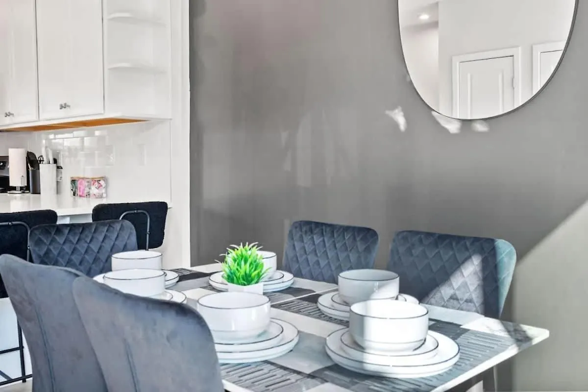بيت للعطل فيلا Luxurious King 3Br Townhouse Mins To Uptown Clt! تشارلوت الولايات المتحدة الأمريكية